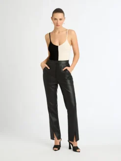 Woman SHEIKE Crossroads Knit Top