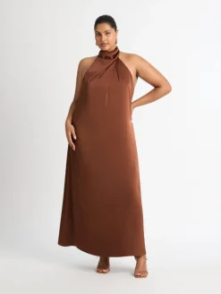 Woman SHEIKE Destiny Maxi Dress