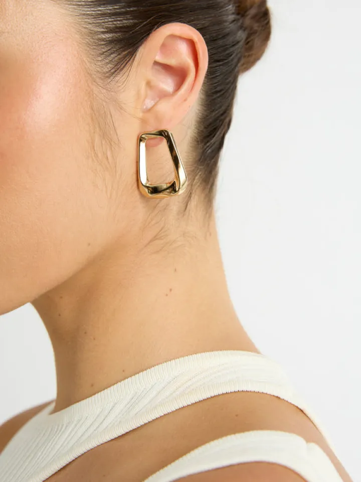 Woman SHEIKE Emmy Earrings