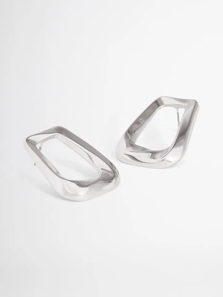 Woman SHEIKE Emmy Earrings