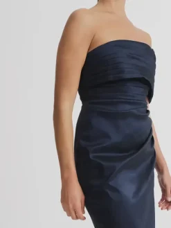 Woman SHEIKE Giselle Gown