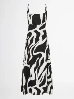 Woman SHEIKE Intuition Linen Maxi Dress