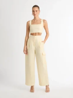 Woman SHEIKE Lexi Linen Crop Top