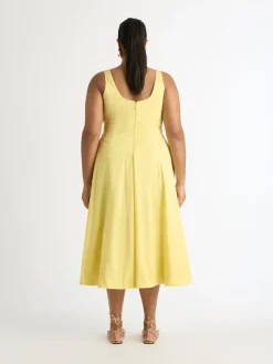 Woman SHEIKE Magnolia Midi Dress