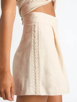 Woman SHEIKE Milly Short
