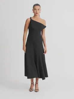 Woman SHEIKE Momentum Dress