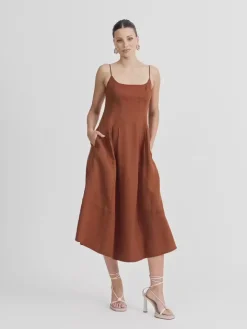 Woman SHEIKE Pisco Midi Dress