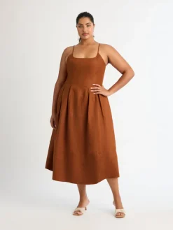 Woman SHEIKE Pisco Midi Dress