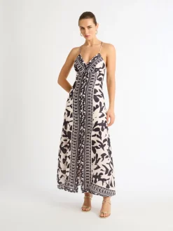 Woman SHEIKE Sao Paulo Dress